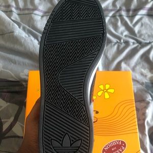 Adidas evm 004001